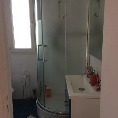 Kwatera prywatna Spacieuse Avec Salle De Bains Privative A 5mn Du Centre De Saint-germain-en-laye